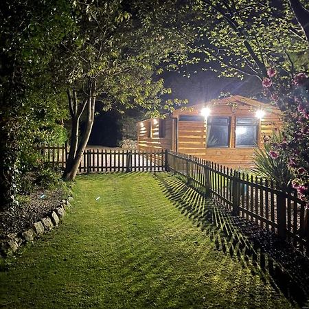 Snowdonia Cabin Caernarfon Eksteriør bilde