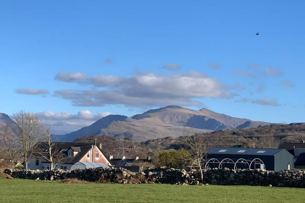 Snowdonia Cabin Caernarfon Eksteriør bilde